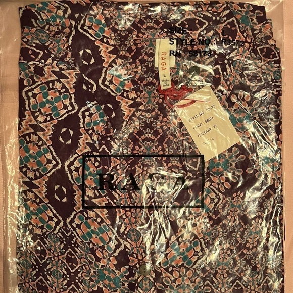 NWT Anthropologie RAGA Varsha Button Down Notched Collar Top. Size S / M / L - Picture 7 of 10